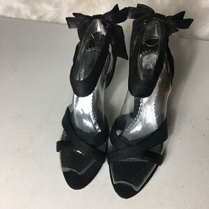 Torts Caliente black chiffon silver heels size 9W